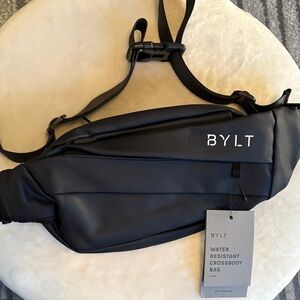 NWT Brand New BYLT Basics Black water resistant crossbody bag  Belt Bag